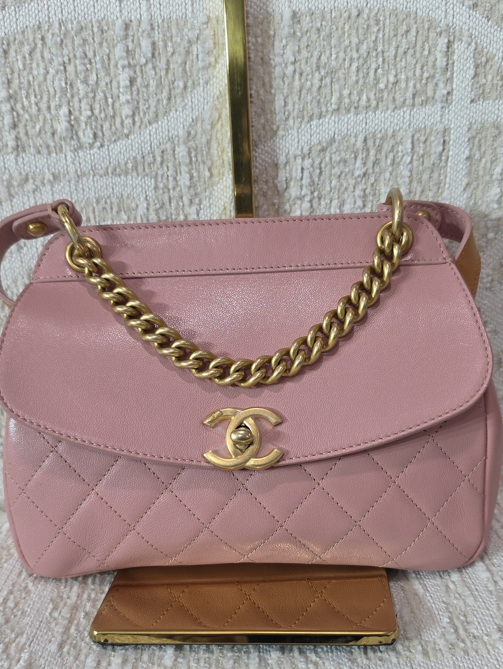 CHANEL Pink Quilted Leather Shoulder Bag with Gold Chain and CC Lock